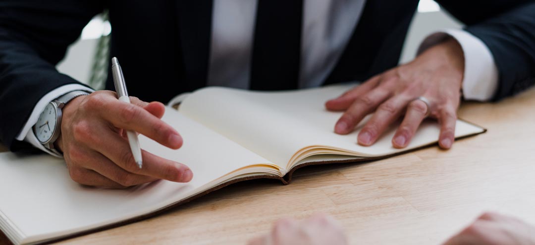 Quand la promesse d’embauche ne vaut pas licenciement : Un arrêt essentiel pour les employeurs et salariés